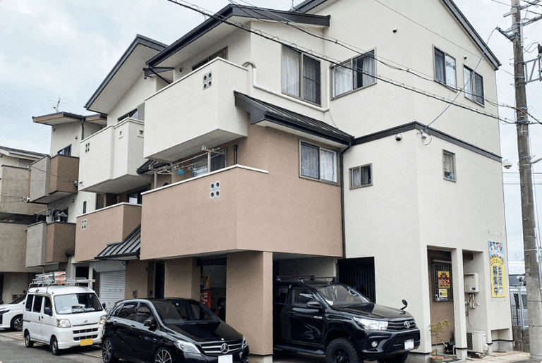 京都市南区の戸建住宅｜外壁塗装、屋根塗装、リフォーム、内部壁漆喰、フローリング吹付など）